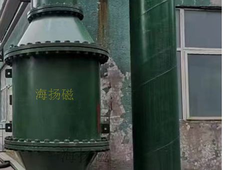 點(diǎn)擊查看詳細(xì)信息<br>標(biāo)題：磁化除垢器DN700安裝 閱讀次數(shù)：88